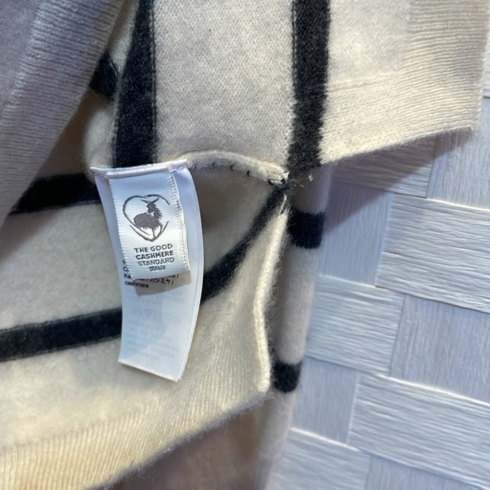 J Crew Striped Bow Cashmere Sweater🐇 - Picture 6 of 15